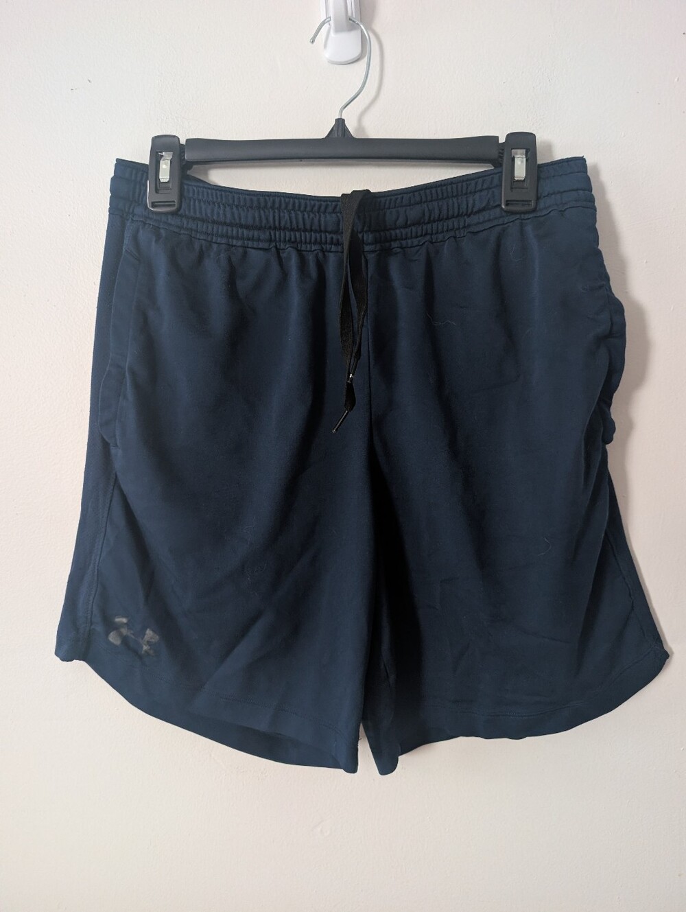 Under Armour Mens Fitted Navy Blue Athletic Shorts Size Large